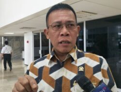 Serudukan PDIP: Effendi Simbolon Kritik Jokowi, Masinton Pasaribu Serang Luhut