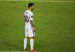 Usai Ditekel Brutal Bek Venezuela, Pelatih Argentina Pastikan Lionel Messi Dalam Kondisi Baik