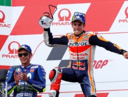 Komentari Rivalitas Dengan Marc Marquez, Valentino Rossi: 20-30 Tahun Lagi Kami Baru Akan Akur