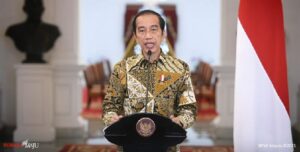 Emil Salim Ingatkan Jokowi Jangan Melulu Dengar atau Minta Informasi Dari Pengusaha
