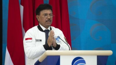 Sertifikat Vaksin Jokowi Bocor, Menkominfo Lempar Tanggung Jawab Ke Kemenkes