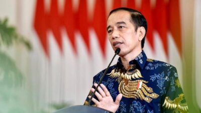 Amandemen 3 Periode Presiden, Jerry Massie: Kepentingan Politik Mereka Yang Haus Kekuasaan