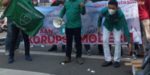 Pp Himmah Desak KPK Usut Tuntas Pat Gulipat Thohir Bersaudara di Investasi Telkomsel-Gojek