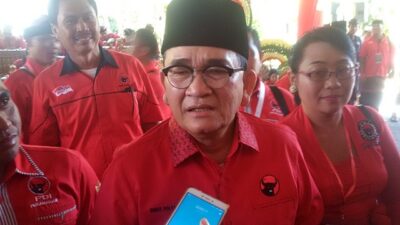 Ingatkan Celeng Perjuangan, Ruhut Sitompul Tegaskan Kader PDIP Harus Tegak Lurus Ke Ibu Mega