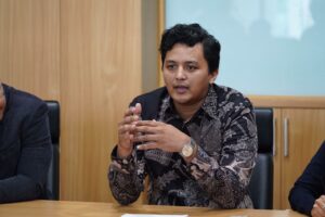 Sambangi JIS, Politisi PSI Anggara Wicitra: Keren Banget Stadionnya Pak Anies