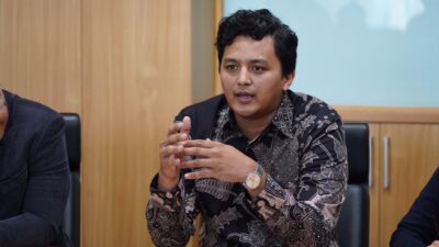 Sambangi JIS, Politisi PSI Anggara Wicitra: Keren Banget Stadionnya Pak Anies