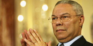 Sudah Dapat Vaksinasi Penuh, Eks Menlu AS Colin Powell Meninggal Karena COVID-19
