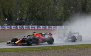 Hasil Kualifikasi F1 GP AS 2021: Max Verstappen Asapi Lewis Hamilton