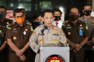 Kapolri Jenderal Listyo Sigit Prabowo: Kalau Tak mampu Bersihkan Ekor, Kepalanya Akan Saya Potong