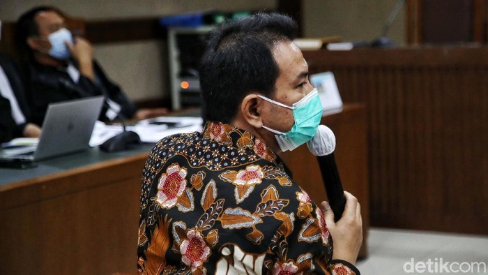 Eks Wakil Ketua DPR RI, Azis Syamsuddin: Saya Terlalu Baik, Jadinya Apes