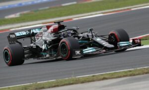Kualifikasi F1 GP Turki 2021: Hamilton Tercepat, Verstappen Posisi Ketiga