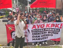 LMND Demo Di Depan KPK, Desak Luhut dan Erick Thohir Diperiksa Terkait Bisnis PCR