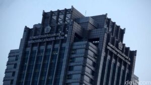 Duh! Gaji Hampir Ratusan Juta Rupiah, Pegawai Ditjen Pajak Masih Juga Korupsi