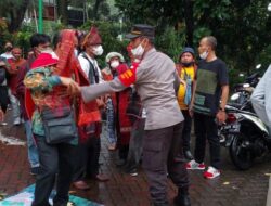 Gelar Aksi Damai Desak Toba Pulp Lestari Ditutup, Masyarakat Adat Tano Batak Ditangkapi Polisi