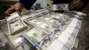 Diminta Satpam Pakai Masker, Pria Tajir Ini Kuras Habis Puluhan Miliar Uangnya Di Bank