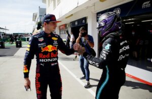 Makin Pesimis Rebut Gelar Juara F1 2021, Lewis Hamilton Justru Sindir Max Verstappen