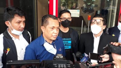 Waketum PRIMA Alif Kamal Laporkan Para Menteri Yang Diduga Terlibat Bisnis PCR Ke KPK