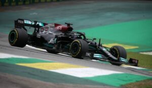Kualifikasi F1 GP Brasil 2021: Lewis Hamilton Terdepan, Max Verstappen Posisi Kedua