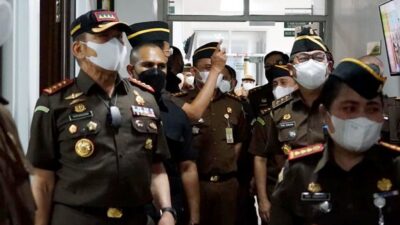 Buntut Istri Marahi Suami Mabuk Dituntut 1 Tahun, Pejabat Kejati Jabar Dicopot