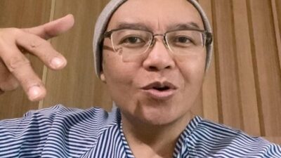 Biasa Tampil Gondrong, Ari Lasso Pamer Kepala Botak Usai 3 Kali Kemoterapi