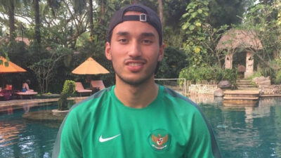 Ezra Walian: Malaysia dan Vietnam Pasti Lihat Timnas Indonesia Sebagai Lawan Berat