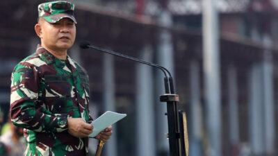 Sebut Tuhan Bukan Orang Arab, Jenderal Dudung Kena Semprot Imam Masjid New York Shamsi Ali