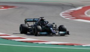 Jelang F1 GP Arab Saudi, Bos Mercedes Toto Wolff Pede Lewis Hamilton Bakal Salip Max Verstappen