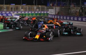 Ayah Max Verstappen Yakin Anaknya Takkan Tabrakan Dengan Lewis Hamilton di F1 GP Abu Dhabi 2021