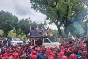 Tuding Janji Manis Istana Soal Upah Hanya Lip Service, Buruh Ancam Mogok Kerja Massal