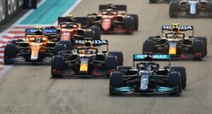 Hamilton Gagal Juara Dunia F1 2021 Karena Disalip Dramatis, Mercedes Gandeng Eks Pengacara Manchester City