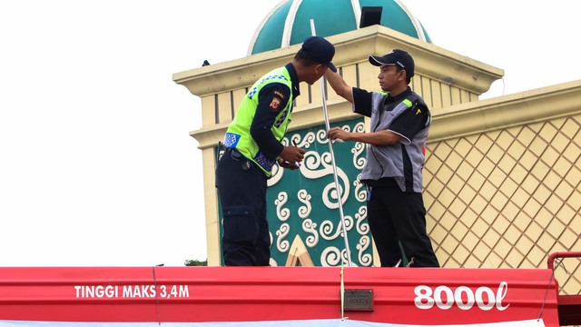 Viral! Dilarang Shalat Di Masjid Rest Area KM57 Tol Cikampek Jika Tak Bisa Buktikan Sudah Divaksin