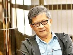 Elektabilitas PDIP Tertinggi di Survei SMRC, Rocky Gerung: Ada Yang Nggak Benar! Padahal Isinya Para Koruptor!