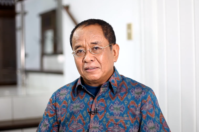 Jokowi Tegaskan Setop Ekspor Hasil Tambang, Said Didu: Tapi Dijual Murah Ke China