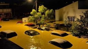 Kota Jayapura Banjir Setinggi 2 Meter, RS Aryoko Hingga Kantor Gubernur Papua Terdampak