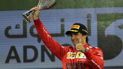 Selain Lewis Hamilton dan Max Verstappen, Carlos Sainz Jr Dijagokan Juara F1 2022