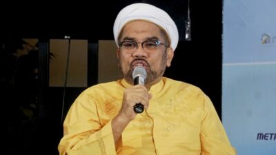 Ali Ngabalin: Bahlil Hanya Sampaikan Pesan Pengusaha, Jokowi Bakal Taat Konstitusi