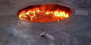 Hambur-Hamburkan Gas Alam, Gerbang Neraka di Darvaza Turkmenistan Bakal Dipadamkan