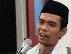 Ustadz Abdul Somad: Orang yang Terganggu Dengar Adzan Musti Diruqyah!