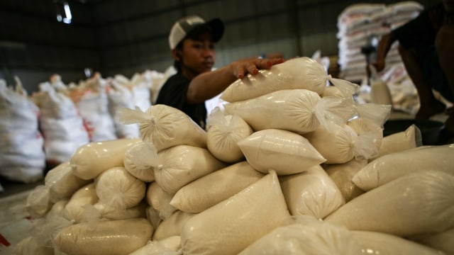 Kalahkan China dan AS, Indonesia Jadi Pengimpor Gula Terbesar di Dunia