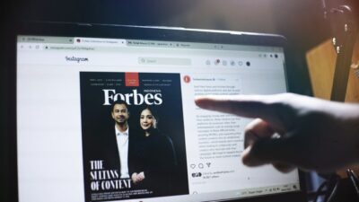 Raffi Ahmad-Nagita Slavina Dapat Gelar ‘The Sultans of Content’ Dari Forbes