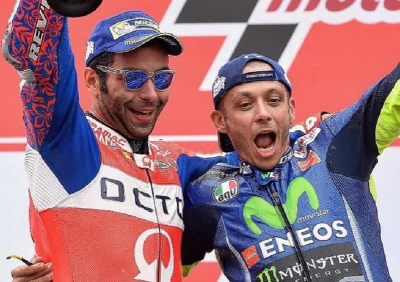 Kenang Persaingan Dengan Valentino Rossi di MotoGP, Danilo Petrucci: Sangat Fantastis!