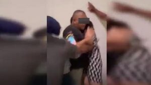Viral! Oknum Polisi Ini Digerebek Istri Bersama Mahasiswi, Pelakor Kabur Ke Toilet