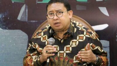 Tantang Mahfud MD Adu Data Soal Serangan Umum 1 Maret, Fadli Zon: Doktor Saya Bidang Sejarah