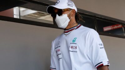 Tak Ingin Seperti Max Verstappen Yang Dikontrak Hingga 2028, Lewis Hamilton Justru Berpikir Pensiun