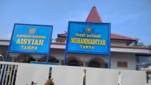 Sempat Dicopot Paksa, Muhammadiyah Pasang Lagi Papan Nama di Masjid Al-Hidayah Tampo