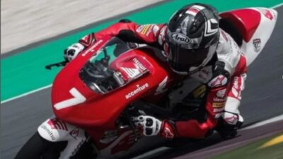 Naik Podium di Losail, Pembalap Veda Ega Pratama Kibarkan Merah Putih di Idemitsu Asia Talent Cup 2022