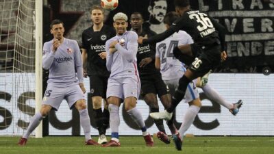 Terinspirasi Villarreal Yang Singkirkan Bayern Munich, Eintracht Frankfurt Siap Permalukan Barcelona di Camp Nou