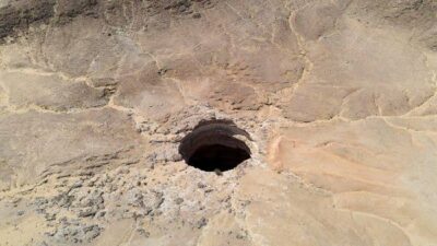 Misteri Sumur Neraka Barhout, Sumber Air Berbau Busuk Tempat Para Jin Bersarang?