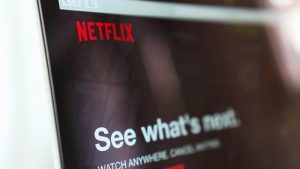 200 Ribu Pelanggan Kabur! Saham Netflix Tersungkur Hingga 35%