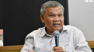 Beban Politik Rezim, Emrus Sihombing Desak Jokowi Pecat Menteri Yang Ngotot Dorong Pemilu Ditunda